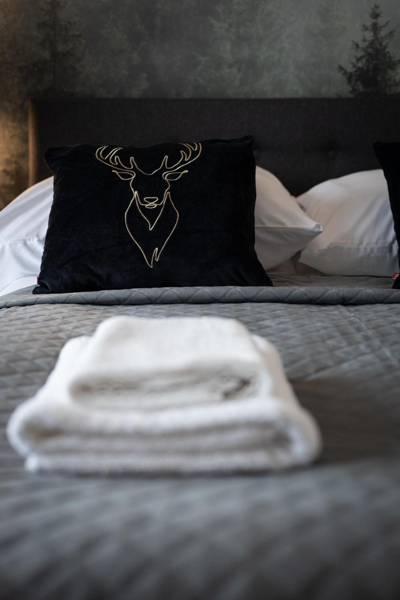 Gold Apartments Cicha 12 - Centrum - Dwie Sypialnie I Parking Krynica Zdroj Eksteriør bilde